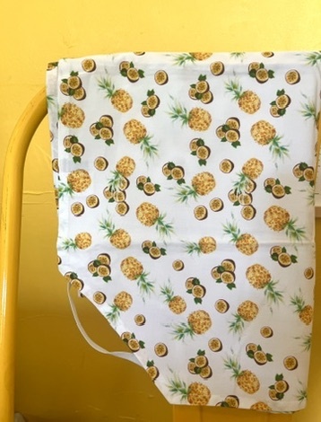 [2773] DRAP ÉCOLE MATERNELLE - L' ANANAS ET LE FRUIT DE LA PASSION