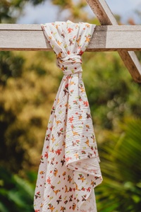 Nos motifs exclusifs / Les oiseaux et les goyaviers